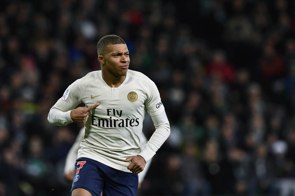 不定义、不设限的青春!武汉市七一中学人机共舞演绎未来